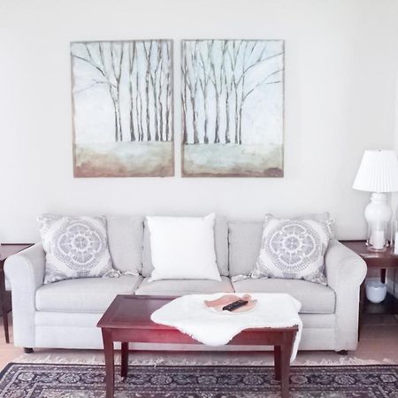 Honeysuckle Suite Apartment In Downtown 록랜드 외부 사진